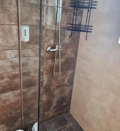 아파트 Ap Calas No1 2b, Ac, Free Parking *